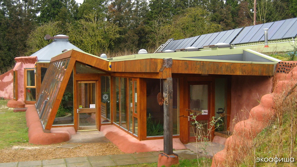 Earthship – невероятно инновационный полностью автономный пассивный дом